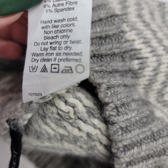 J.Crew Beanie Gray Chevron Knitted Cashmere & Wool Blend One Size - Picture 4 of 4